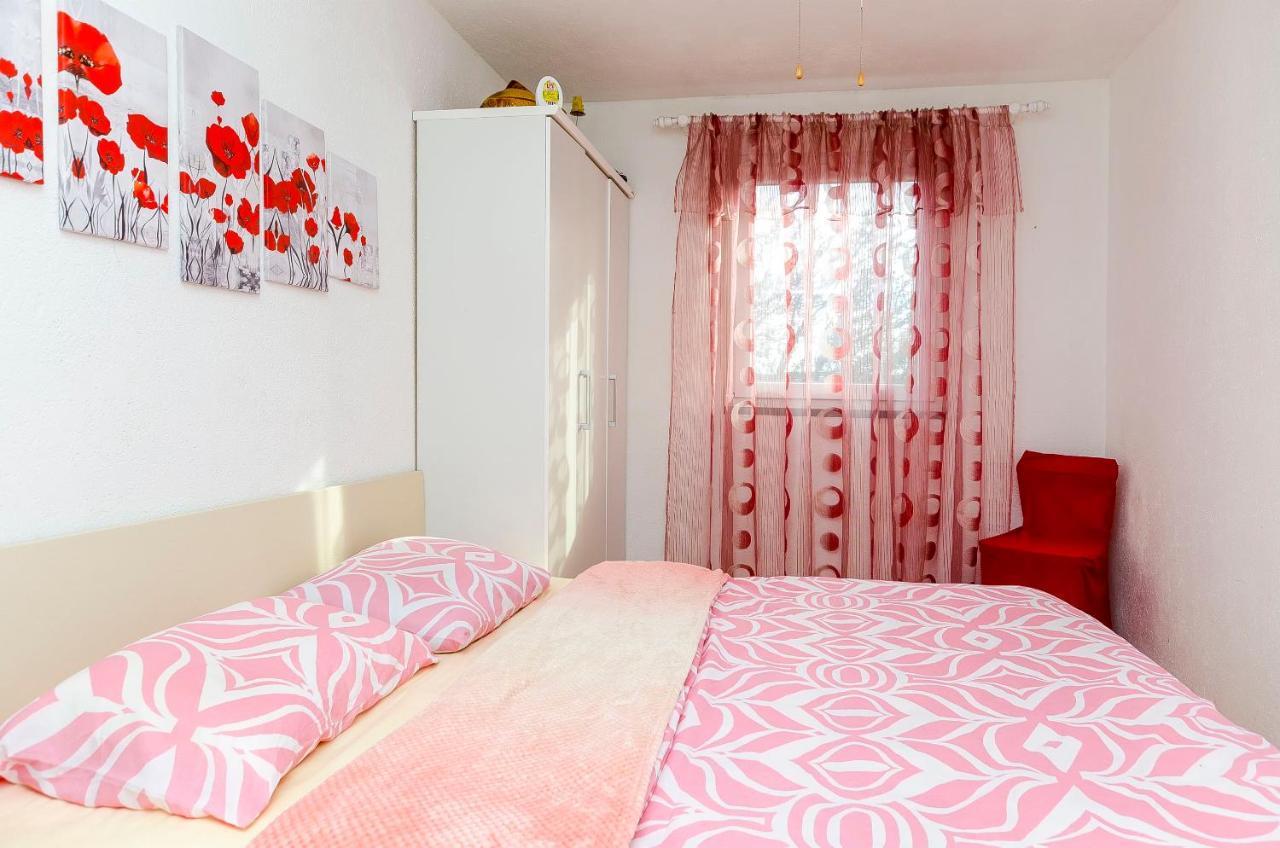 Apartment Branislava Rogoznica  Exterior photo